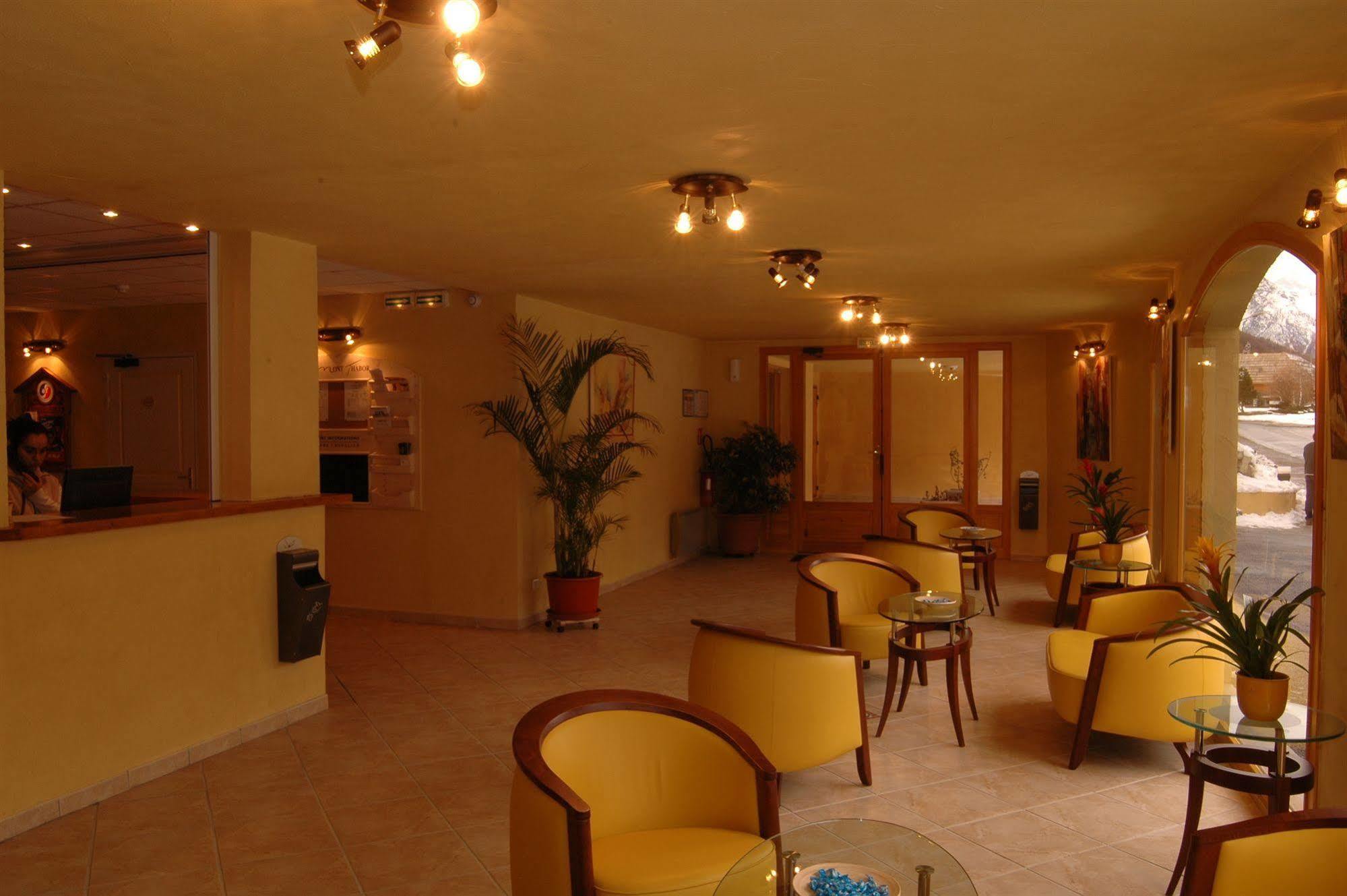Hotel Mont Thabor Serre Chevalier Ла-Саль-лез-Альп Экстерьер фото