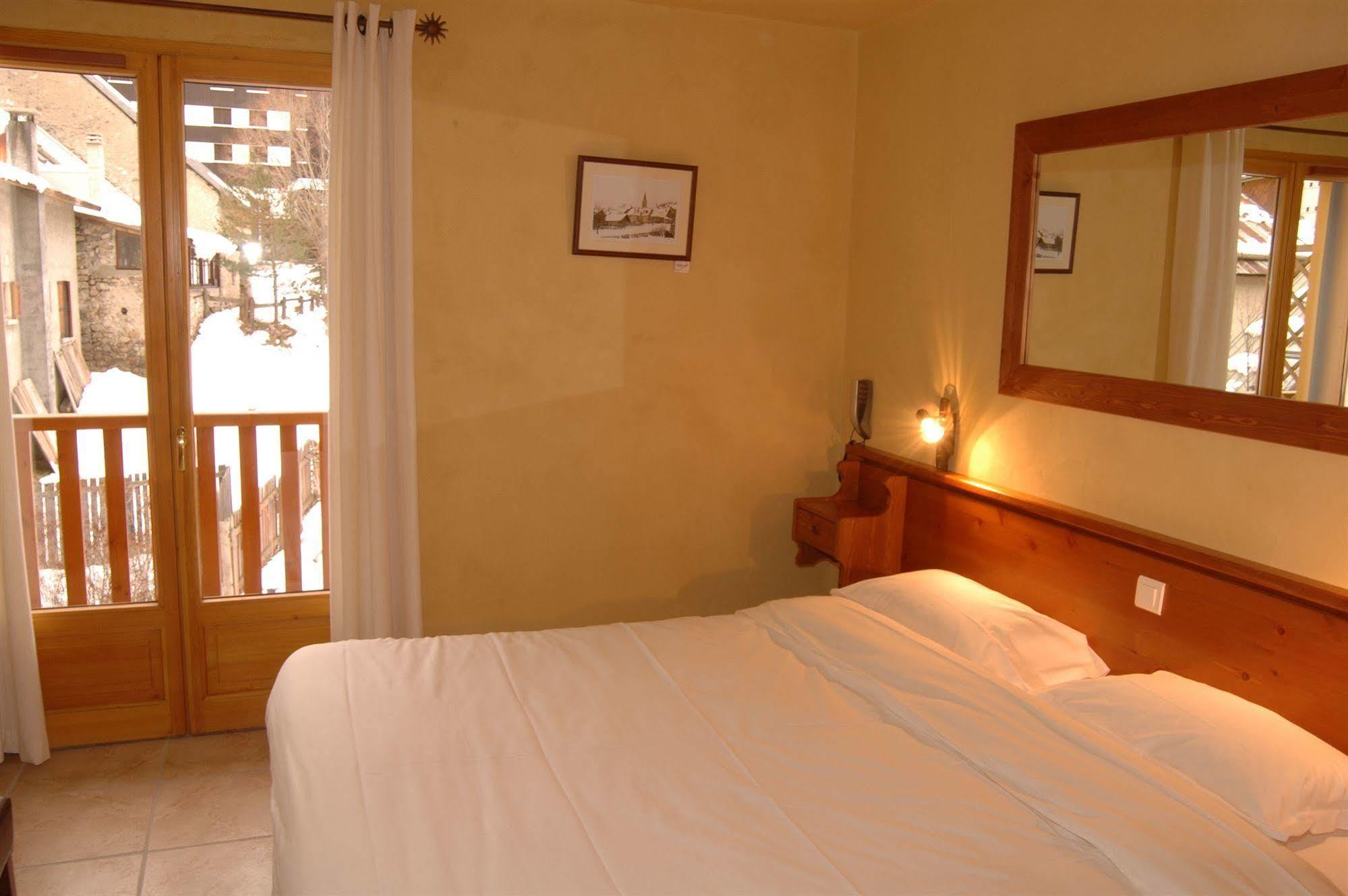 Hotel Mont Thabor Serre Chevalier Ла-Саль-лез-Альп Экстерьер фото